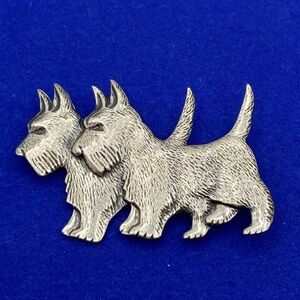 Vintage Beau Sterling Silver Walking Scottie Dog Brooch